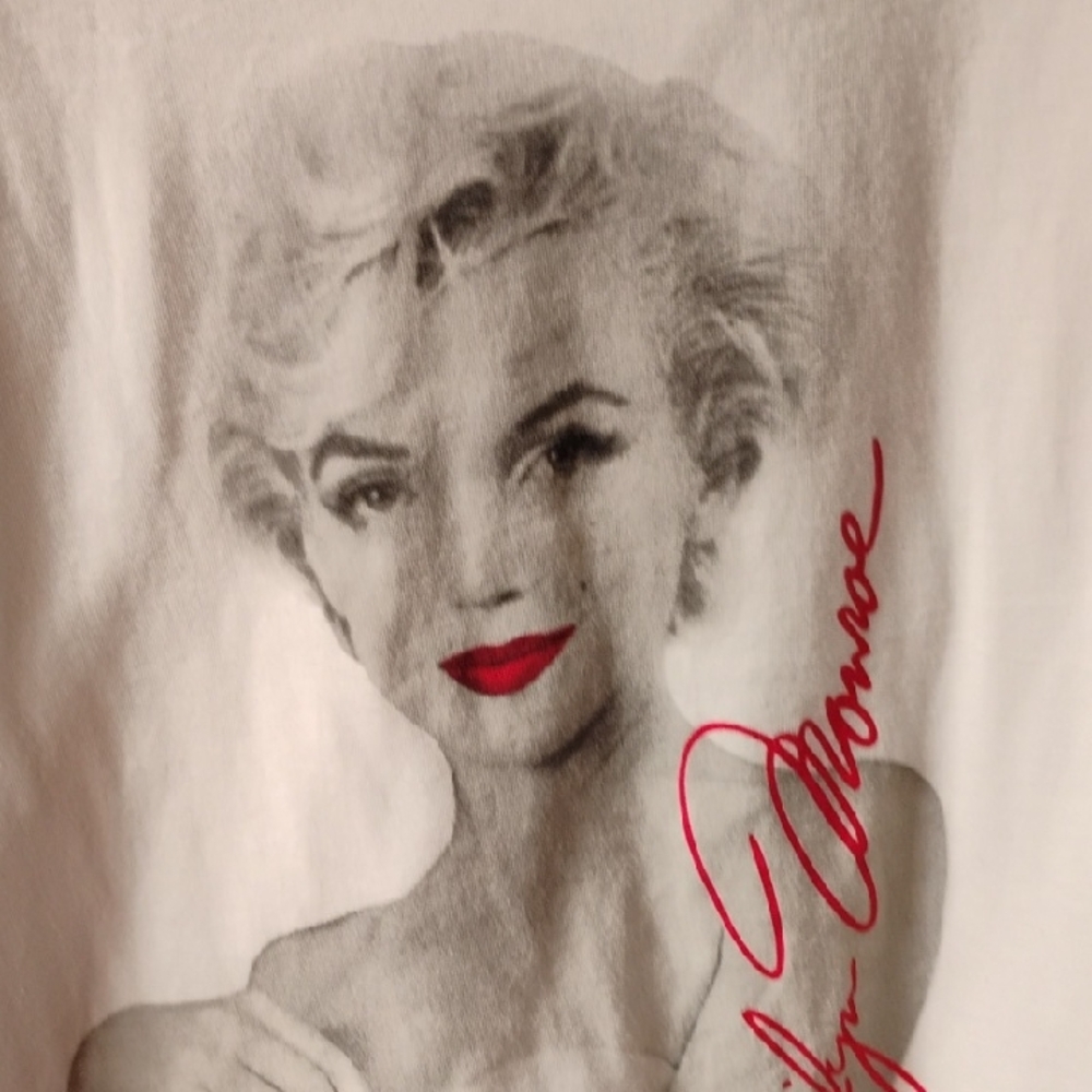White and Red Sleeveless Graphic Tee
